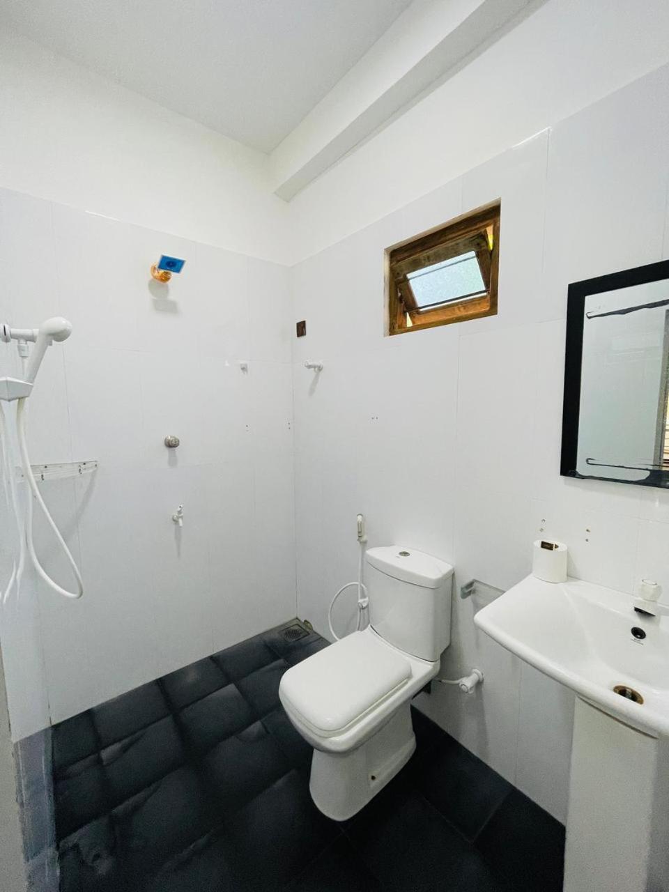 Natraj Guest House Trincomalee Exterior photo