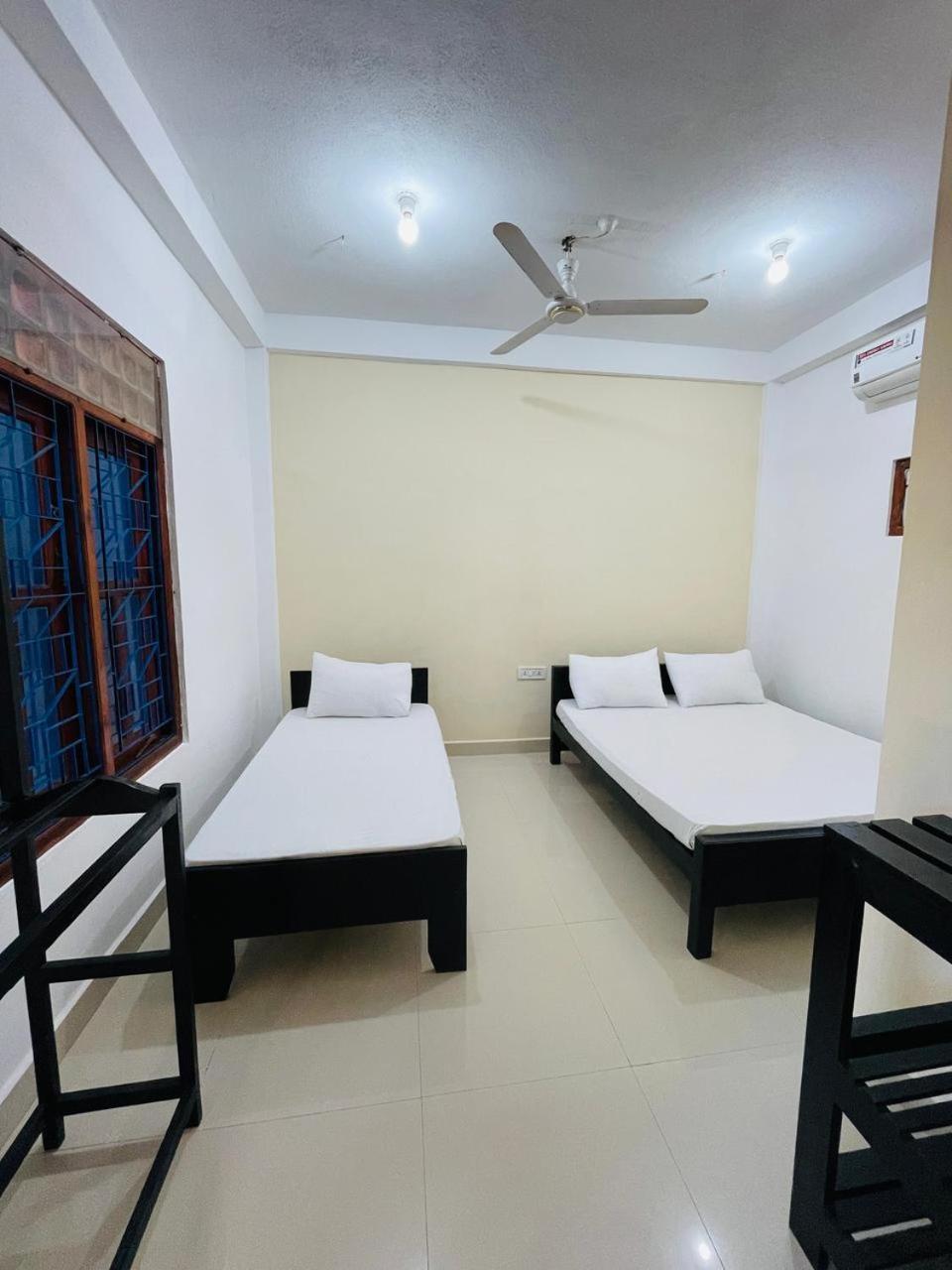 Natraj Guest House Trincomalee Exterior photo