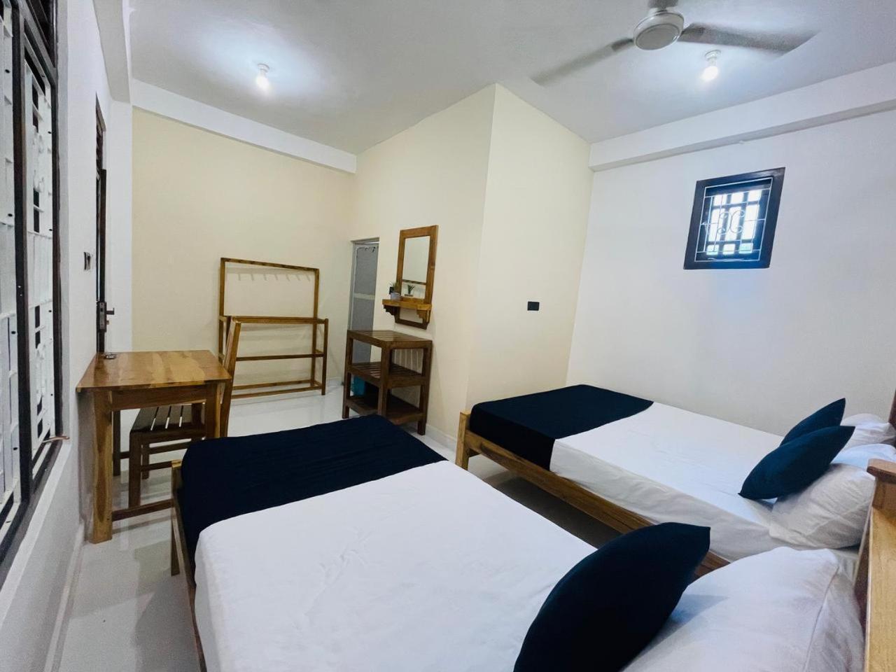 Natraj Guest House Trincomalee Exterior photo